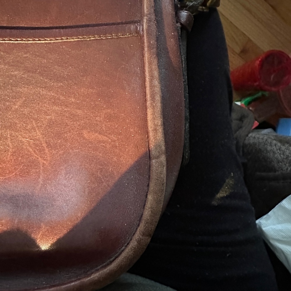Vintage 1970s-80s Coach Crossbody in Oxblood-Raw Suede Lining - Picture 7 of 10